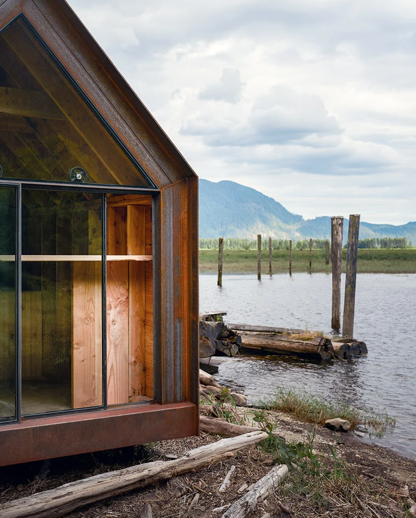 Mobilny domek ze stali kortenowskiej