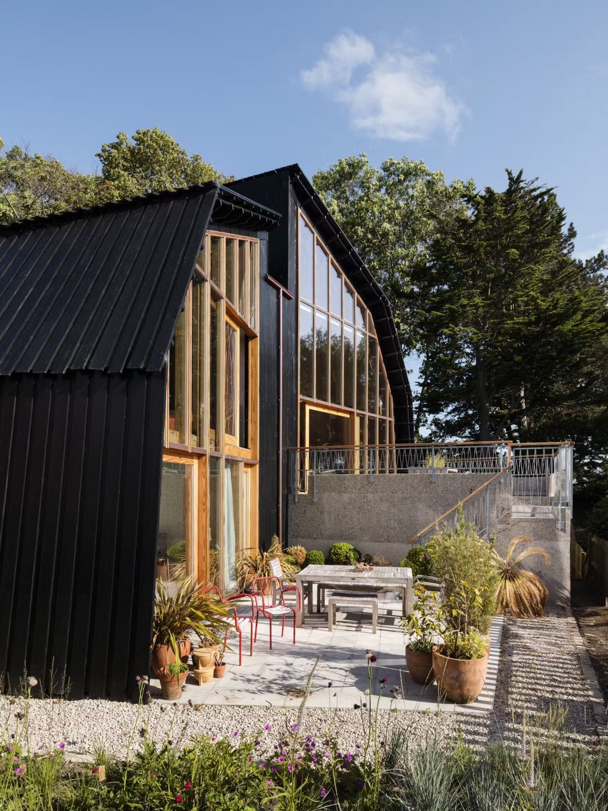 The Houseboat Rebecca Granger Architects