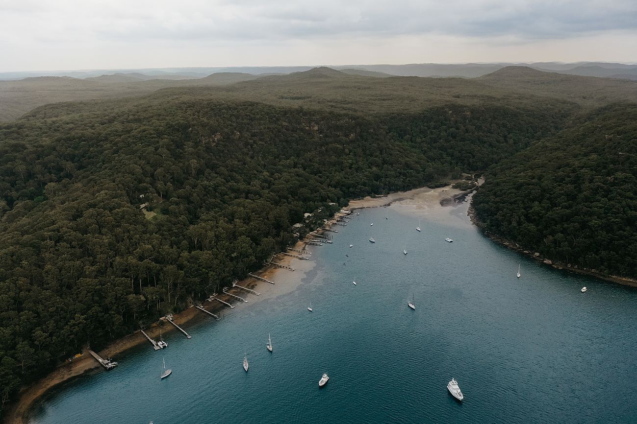 Morning Bay Boatshed – gdzie las spotyka się z morzem