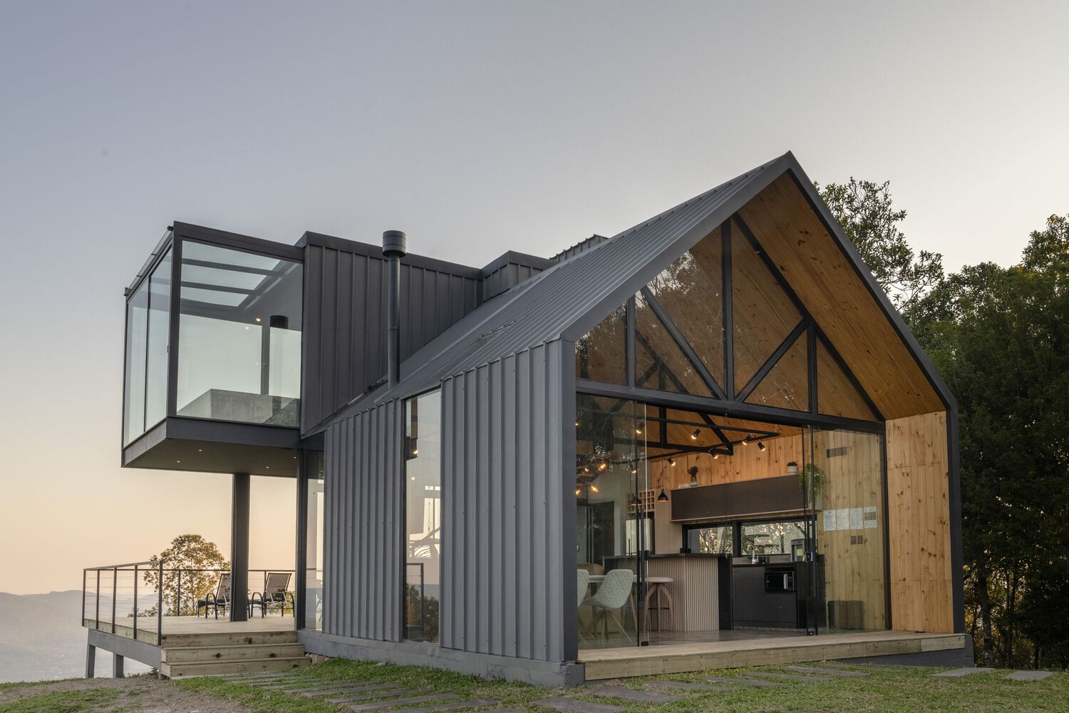 Casa Asolo - skoncentrowana na otoczeniu by Saymon Dall Alba Arquiteto in Brazil