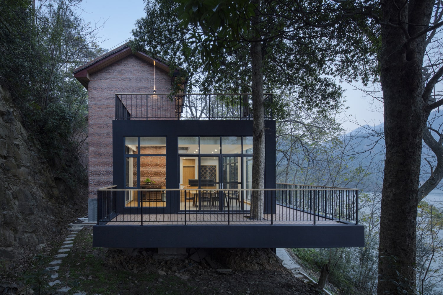 Situ Phoenix Island ZhiXing Architects + Yongxinherui Engineering Consulting