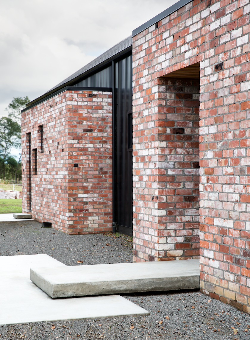 Modern BARN Form Red Architecture