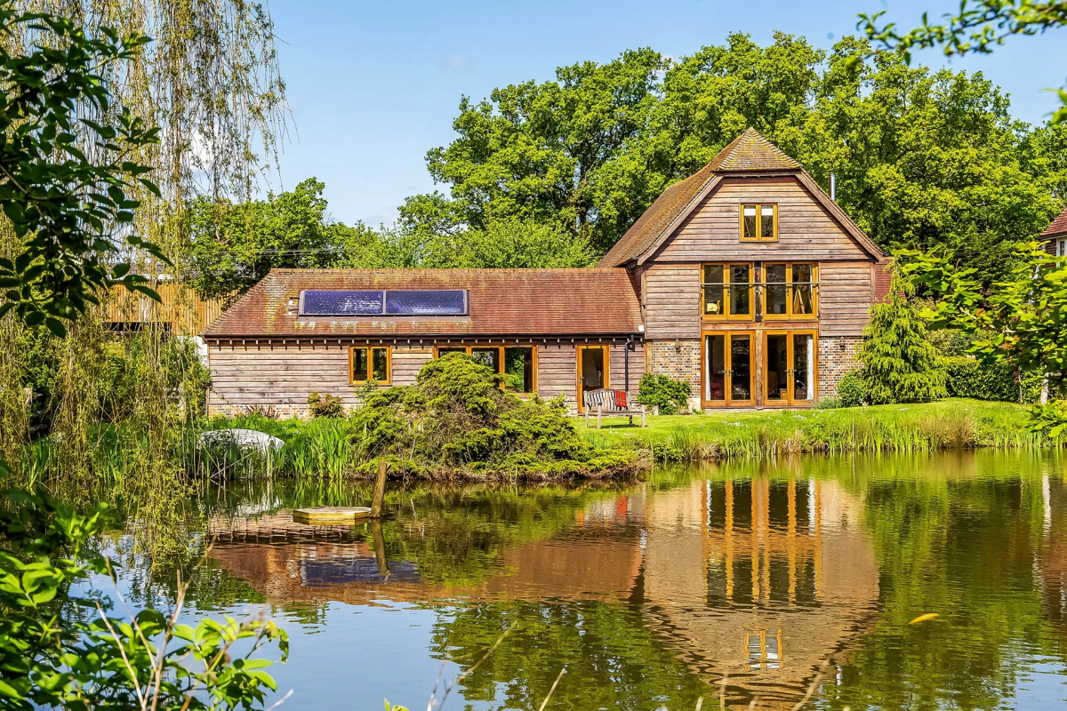 Blackgrove Barn, Sally Mitchell