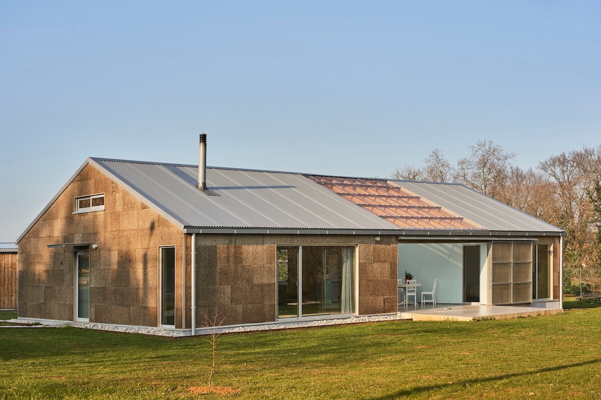 Casa de Madera en Navajeda, gurea arquitectura cooperativa